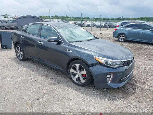 5XXGW4L24JG189561 2018 KIA OPTIMA - Image 1