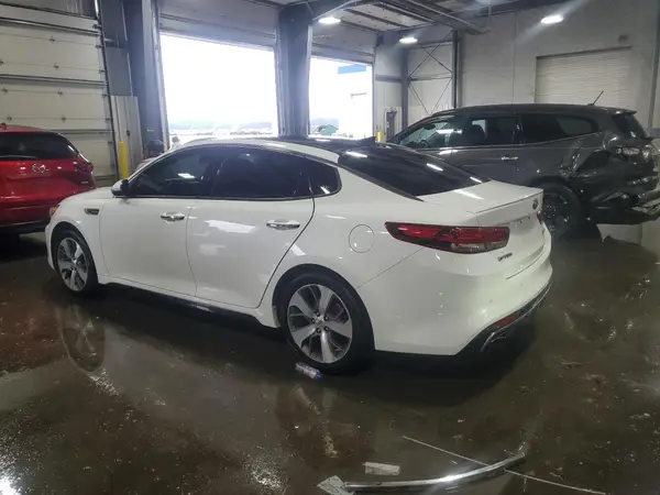 5XXGW4L24JG213695 2018 KIA OPTIMA - Image 2
