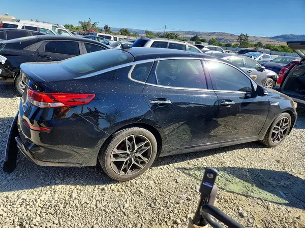 5XXGW4L24KG367034 2019 KIA OPTIMA - Image 2