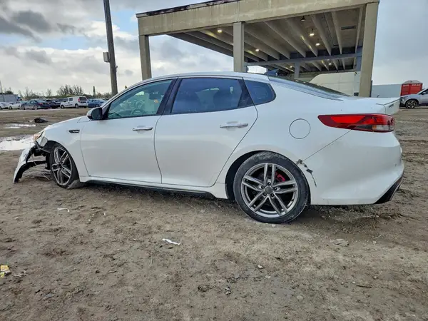 5XXGW4L25GG014888 2016 KIA OPTIMA - Image 2