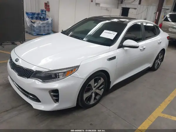 5XXGW4L25GG018617 2016 KIA OPTIMA - Image 2