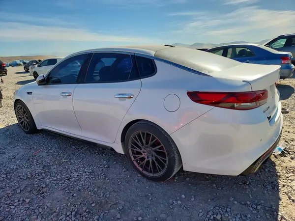 5XXGW4L25GG024871 2016 KIA OPTIMA - Image 2
