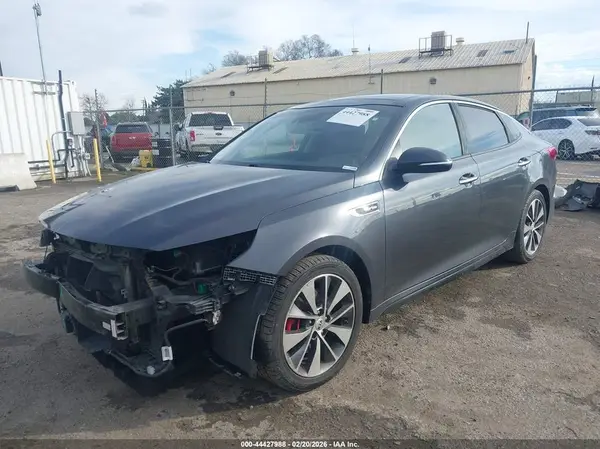 5XXGW4L25GG089817 2016 KIA OPTIMA - Image 2