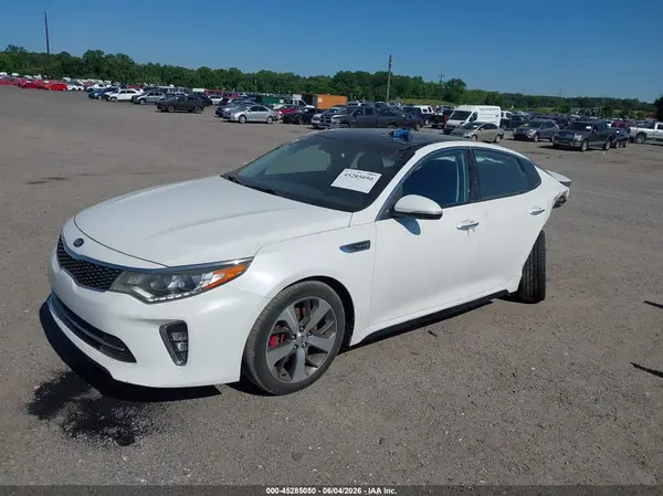 5XXGW4L25JG202835 2018 KIA OPTIMA - Image 2