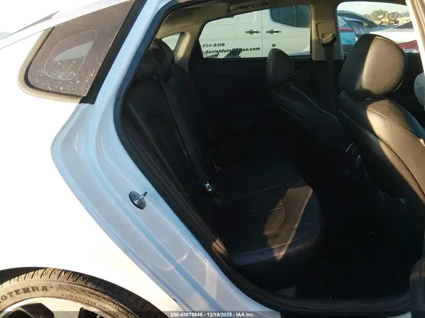 5XXGW4L25JG214113 2018 KIA OPTIMA - Image 8