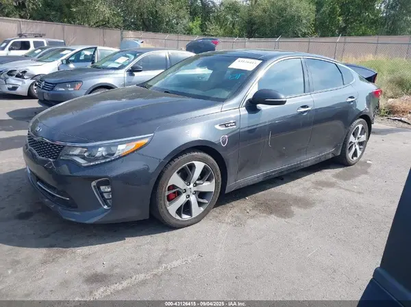 5XXGW4L25JG217089 2018 KIA OPTIMA - Image 2