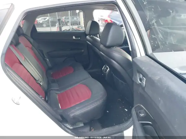 5XXGW4L25KG366703 2019 KIA OPTIMA - Image 8