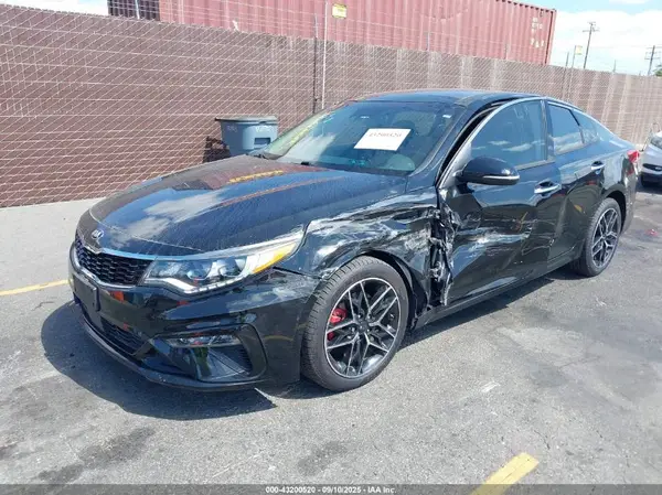 5XXGW4L25KG367401 2019 KIA OPTIMA - Image 2