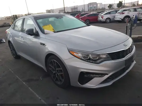 5XXGW4L25LG424780 2020 KIA OPTIMA - Image 1