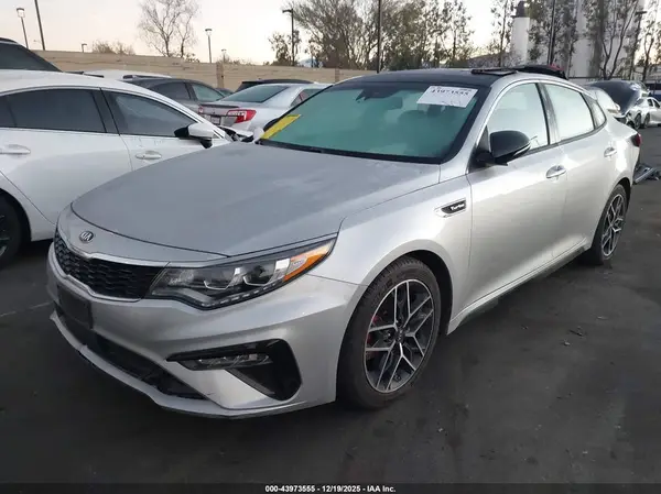 5XXGW4L25LG424780 2020 KIA OPTIMA - Image 2