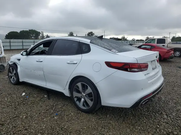5XXGW4L26GG017590 2016 KIA OPTIMA - Image 2