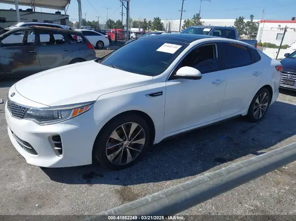 5XXGW4L26GG021378 2016 KIA OPTIMA - Image 2