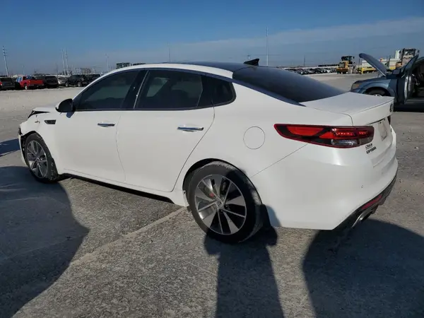 5XXGW4L26GG085095 2016 KIA OPTIMA - Image 2