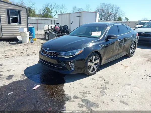 5XXGW4L26JG228117 2018 KIA OPTIMA - Image 2
