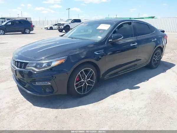 5XXGW4L26KG296192 2019 KIA OPTIMA - Image 2