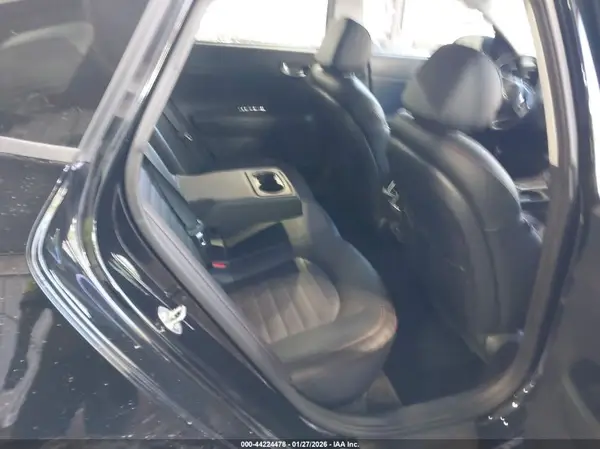 5XXGW4L26KG315548 2019 KIA OPTIMA - Image 8