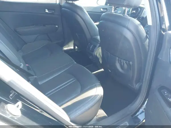 5XXGW4L27GG021616 2016 KIA OPTIMA - Image 8