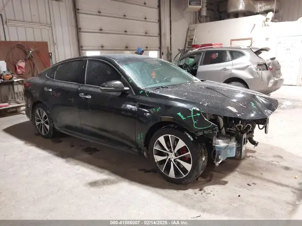 5XXGW4L27GG106780 2016 KIA OPTIMA - Image 1