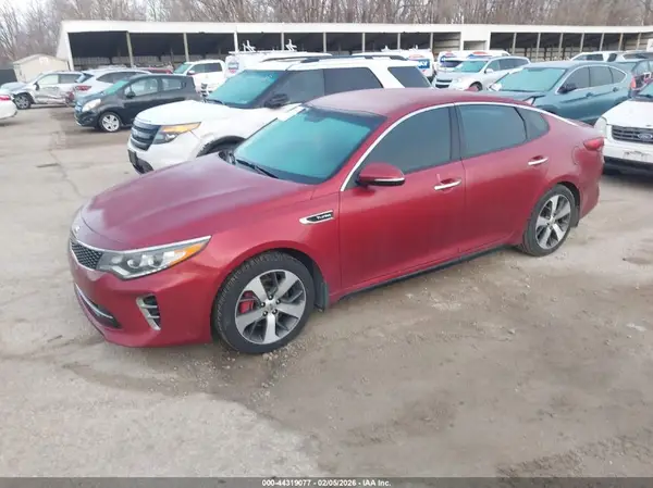 5XXGW4L27HG158363 2017 KIA OPTIMA - Image 2