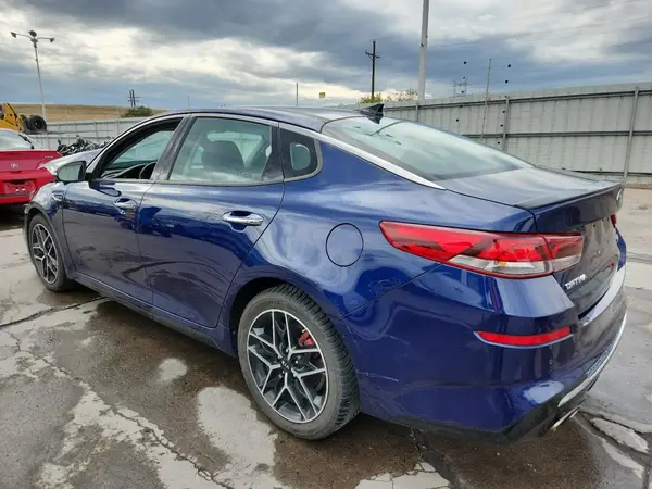 5XXGW4L27KG285931 2019 KIA OPTIMA - Image 2