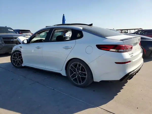 5XXGW4L27LG424960 2020 KIA OPTIMA - Image 2