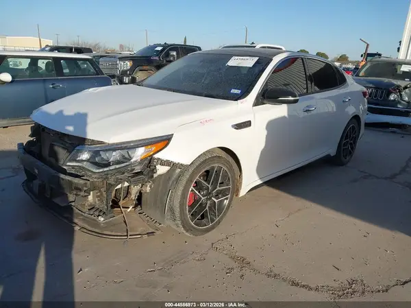 5XXGW4L27LG449020 2020 KIA OPTIMA - Image 2