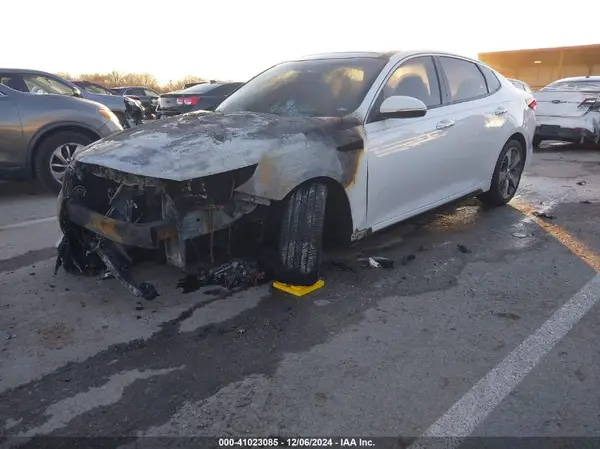 5XXGW4L28GG015081 2016 KIA OPTIMA - Image 2