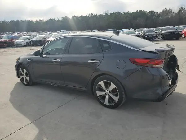 5XXGW4L28HG125596 2017 KIA OPTIMA - Image 2