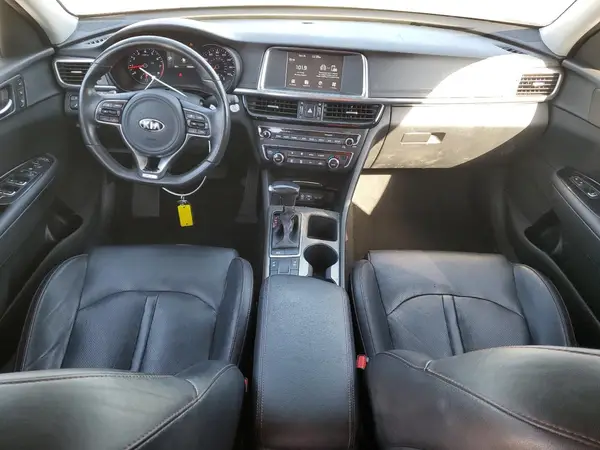 5XXGW4L28JG192883 2018 KIA OPTIMA - Image 8