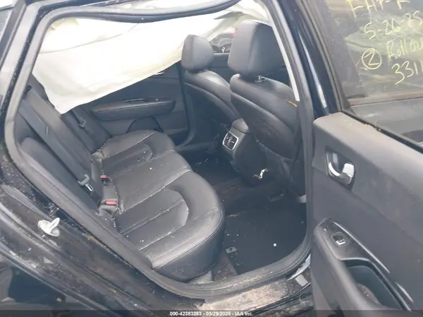 5XXGW4L28JG238289 2018 KIA OPTIMA - Image 8