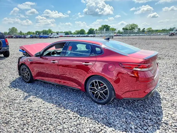 5XXGW4L28KG285856 2019 KIA OPTIMA - Image 2
