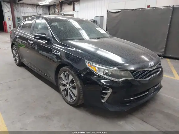 5XXGW4L29GG050616 2016 KIA OPTIMA - Image 1