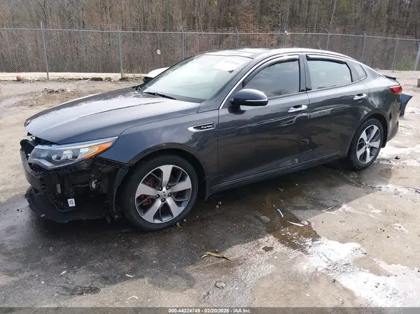 5XXGW4L29HG159899 2017 KIA OPTIMA - Image 2