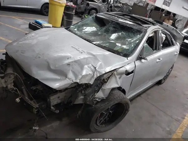 5XXGW4L29KG301577 2019 KIA OPTIMA - Image 2