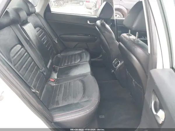 5XXGW4L29KG301627 2019 KIA OPTIMA - Image 8