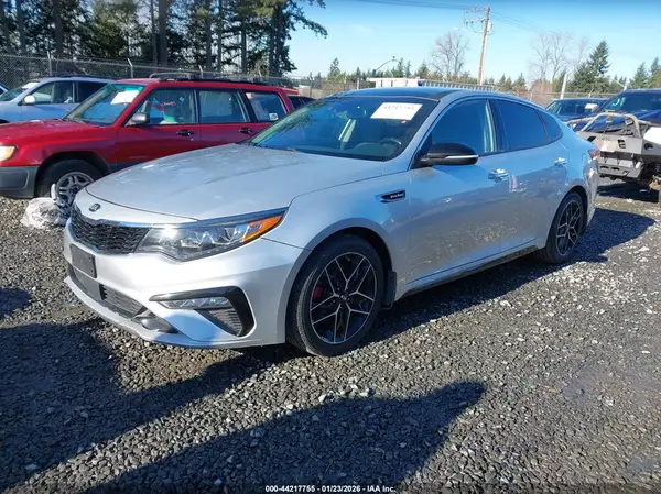 5XXGW4L29KG302101 2019 KIA OPTIMA - Image 2