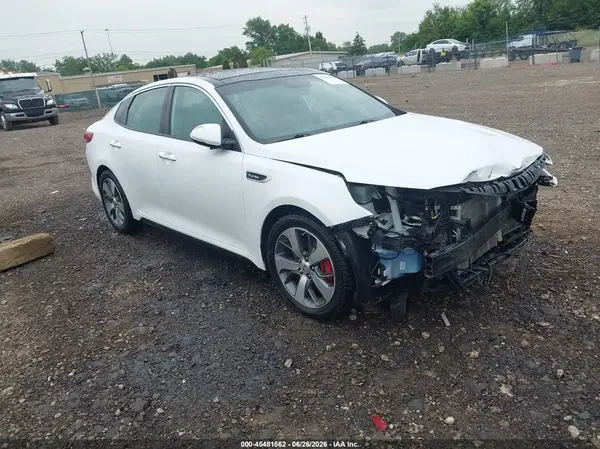 5XXGW4L2XGG013266 2016 KIA OPTIMA - Image 1