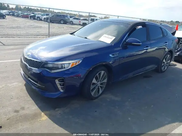 5XXGW4L2XGG021884 2016 KIA OPTIMA - Image 2