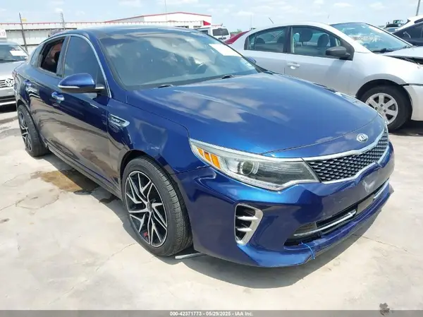 5XXGW4L2XGG087075 2016 KIA OPTIMA - Image 1