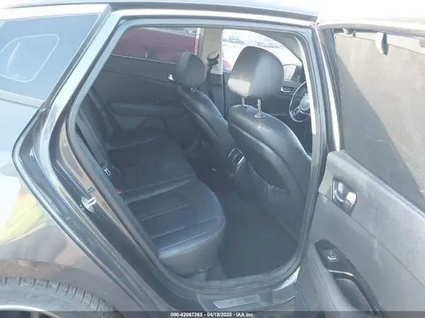 5XXGW4L2XHG132906 2017 KIA OPTIMA - Image 8