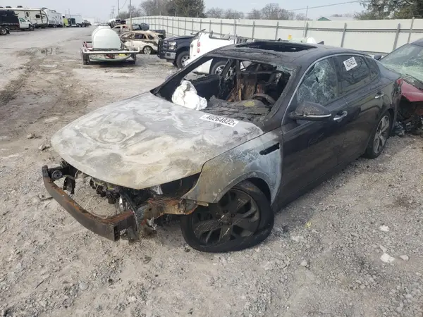 5XXGW4L2XJG239900 2018 KIA OPTIMA - Image 2
