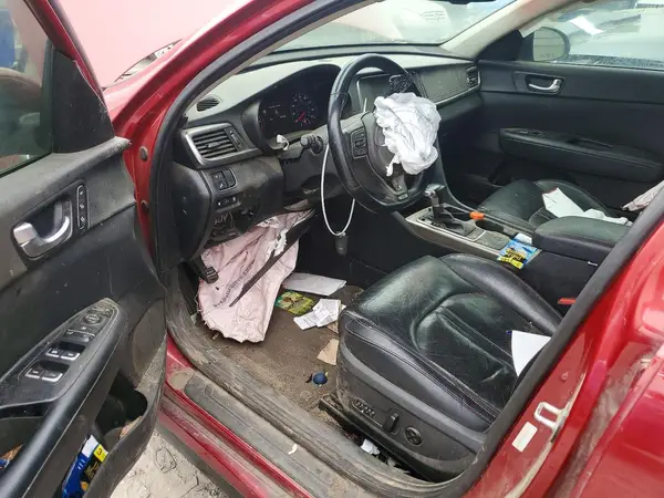 5XXGW4L2XJG240240 2018 KIA OPTIMA - Image 8