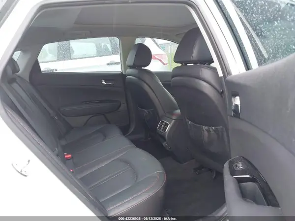 5XXGW4L2XJG247253 2018 KIA OPTIMA - Image 8