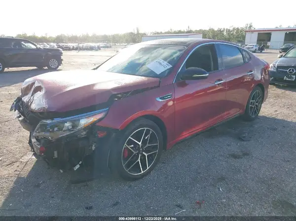 5XXGW4L2XKG355731 2019 KIA OPTIMA - Image 2