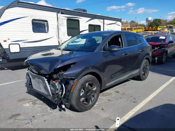 5XYK23DF1TG339917 2026 KIA SPORTAGE - Image 2