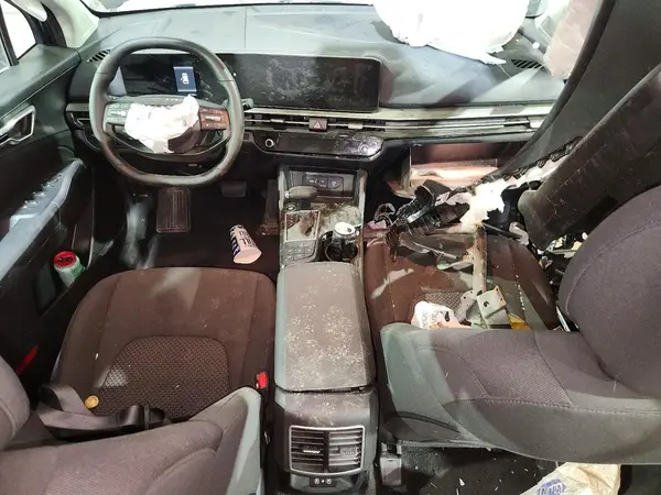 5XYK23DF1TG356880 2026 KIA SPORTAGE - Image 8
