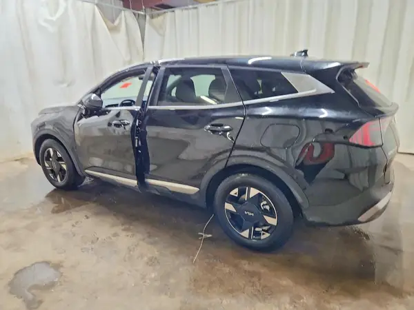 5XYK23DF2TG401650 2026 KIA SPORTAGE - Image 2