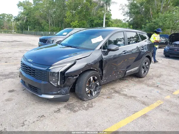 5XYK23DF2TG416391 2026 KIA SPORTAGE - Image 2