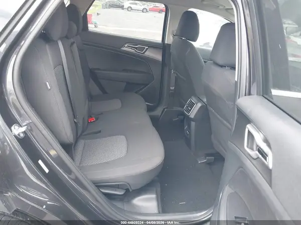 5XYK23DF2TG417623 2026 KIA SPORTAGE - Image 8