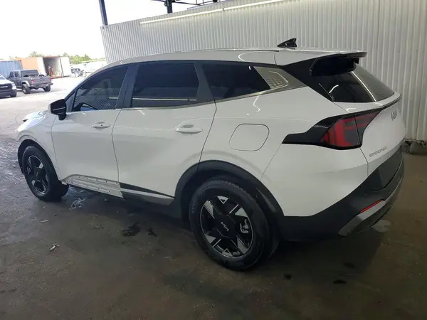 5XYK23DF4TG359417 2026 KIA SPORTAGE - Image 2